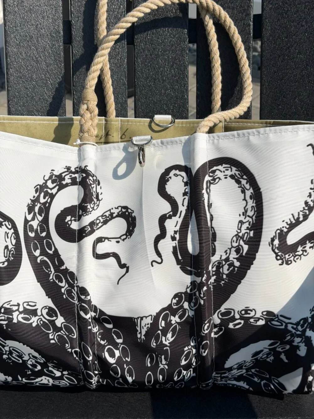 NWT Maine Seabags Octopus Large Tote with Clasp - Limited Qty Bestseller!